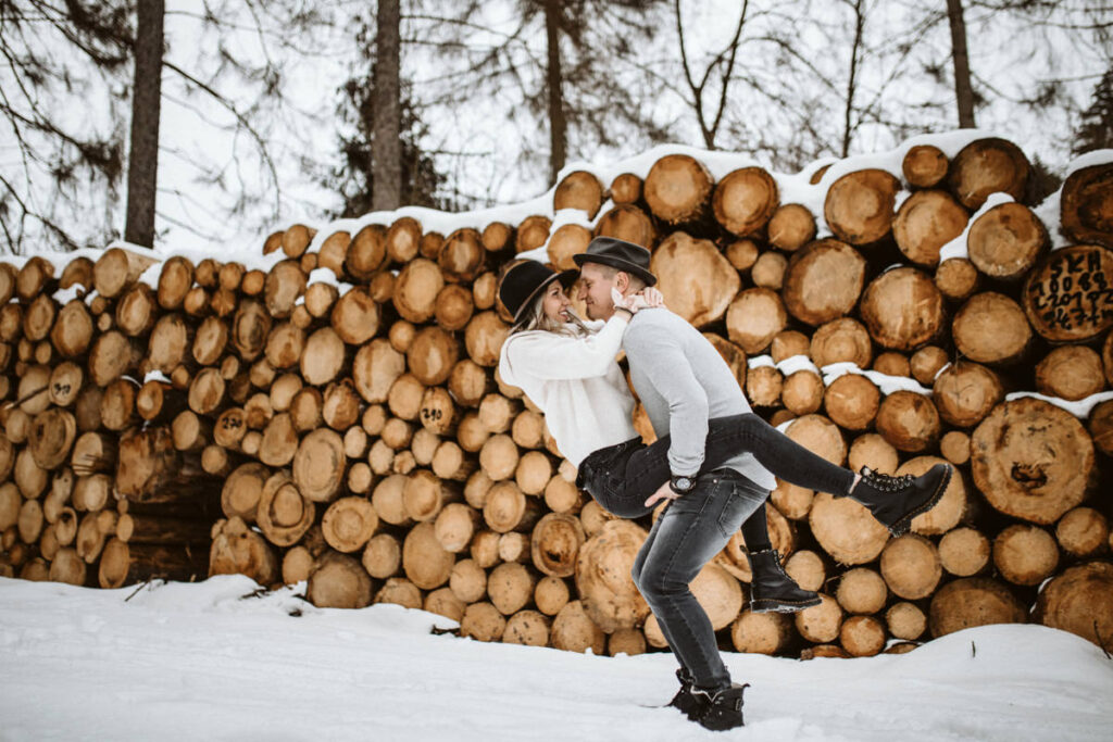 Spassbilder beim Paarshooting in Kassel