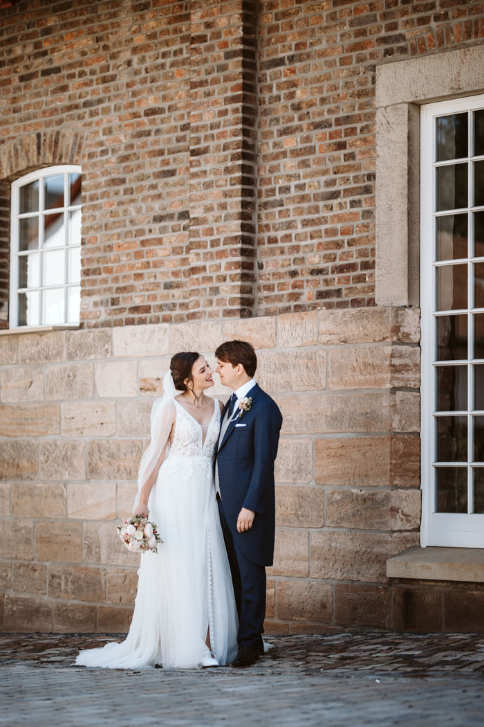 97-schlosslandau-brautpaarshooting